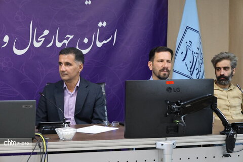 تجلیل از پیشکسوتان هنرمندان صنایع دستی