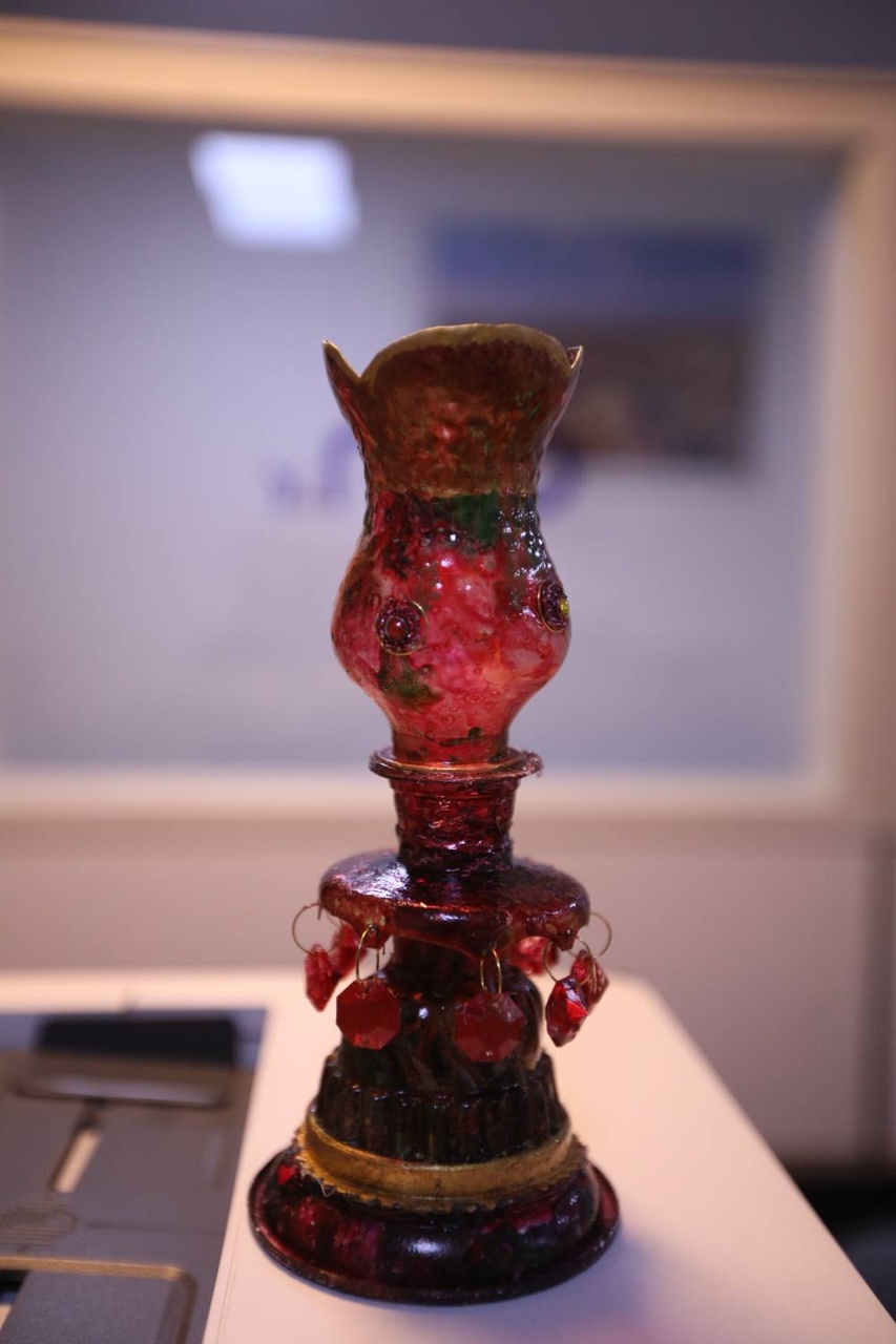 هنرمندی که زباله‌ها را به آثار ماندگار صنایع دستی تبدیل می‌کند