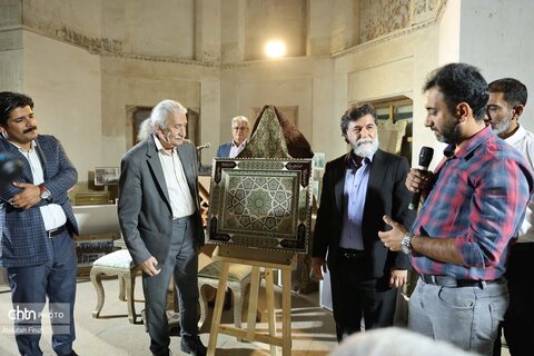 تجلیل از نسلی در سایه هندسه و هنر
