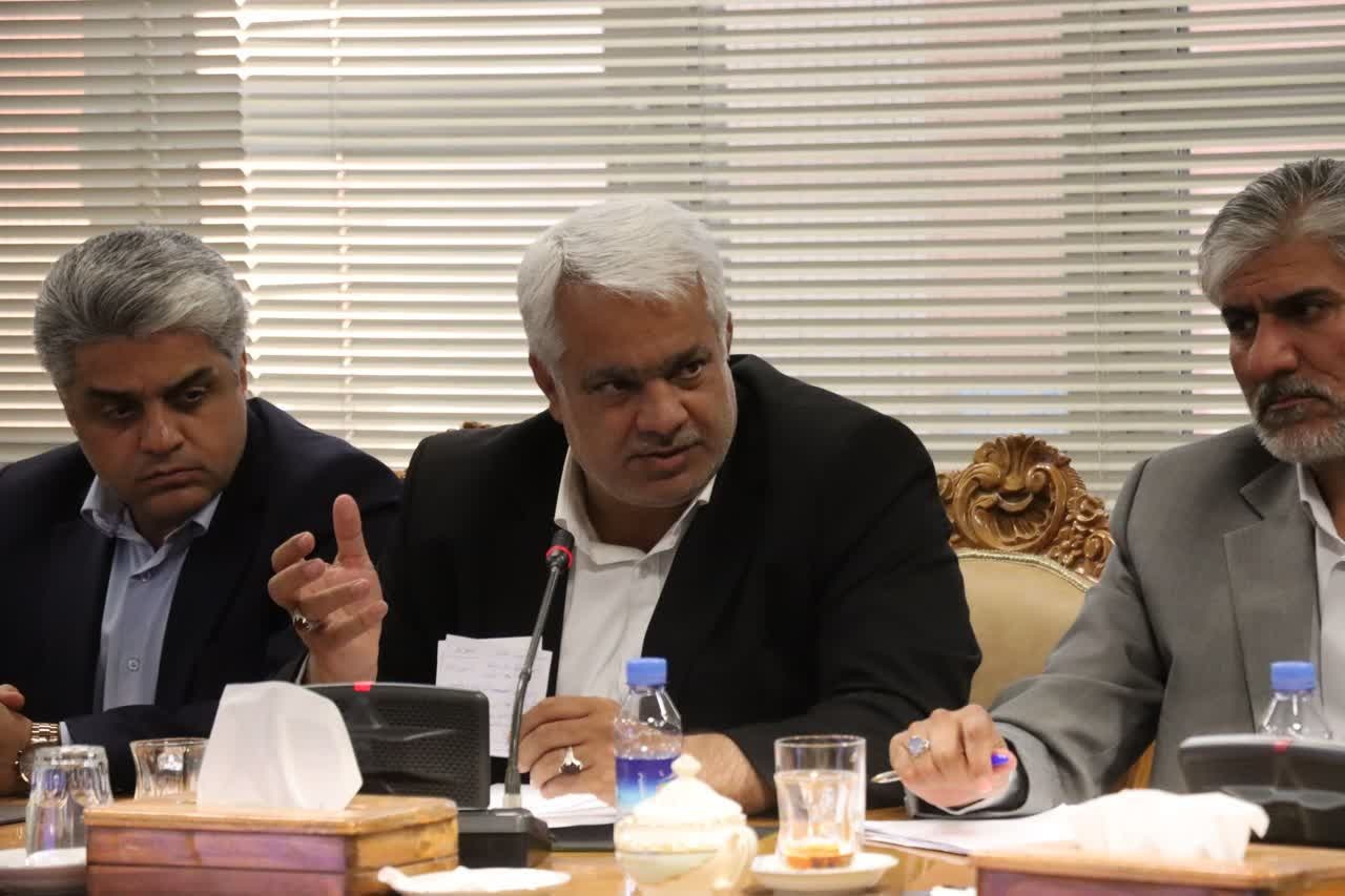تمام ظرفیت‌های ملی برای خدمت‌رسانی به زائران مشهد بسیج می‌شود
