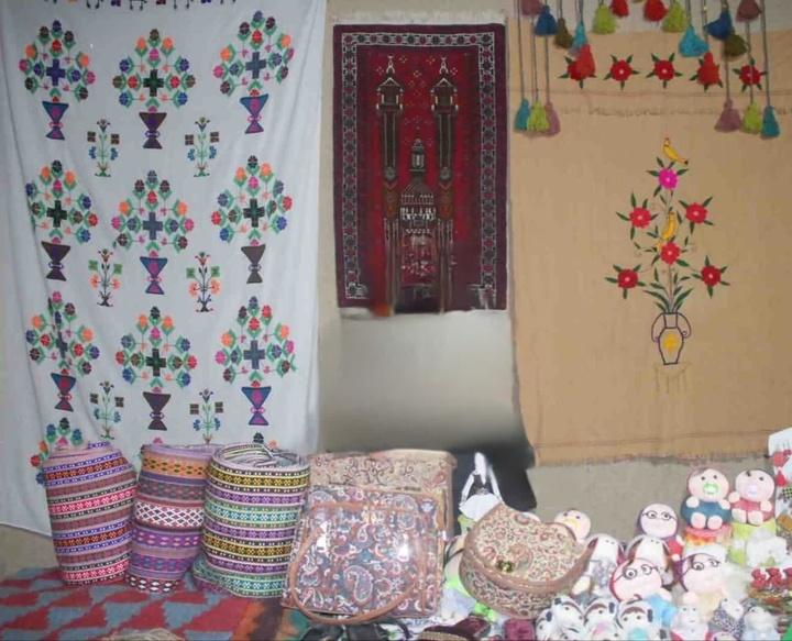 افتتاح فروشگاه صنایع‌دستی همزمان با هفته صنایع‌دستی در خوسف