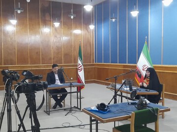 مدیرکل میراث‌فرهنگی استان ایلام برنامه‌های هفته صنایع‌دستی را در برنامه رادیویی تشریح کرد