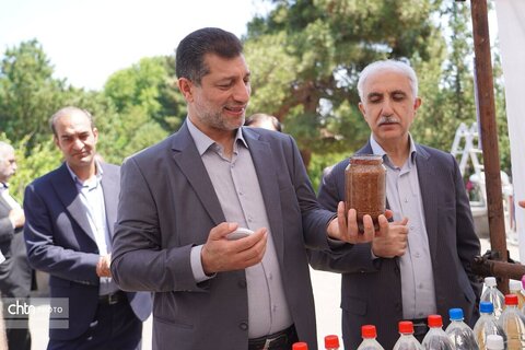 جشنواره گلاب‌گیری خوی