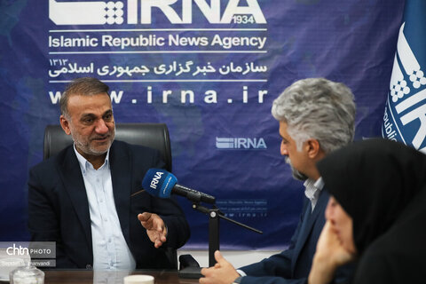 حضور مدیرکل میراث فرهنگی، گردشگری و صنایع دستی خوزستان در خبرگزاری جمهوری اسلامی ایران (ایرنا) ـ مرکز خوزستان