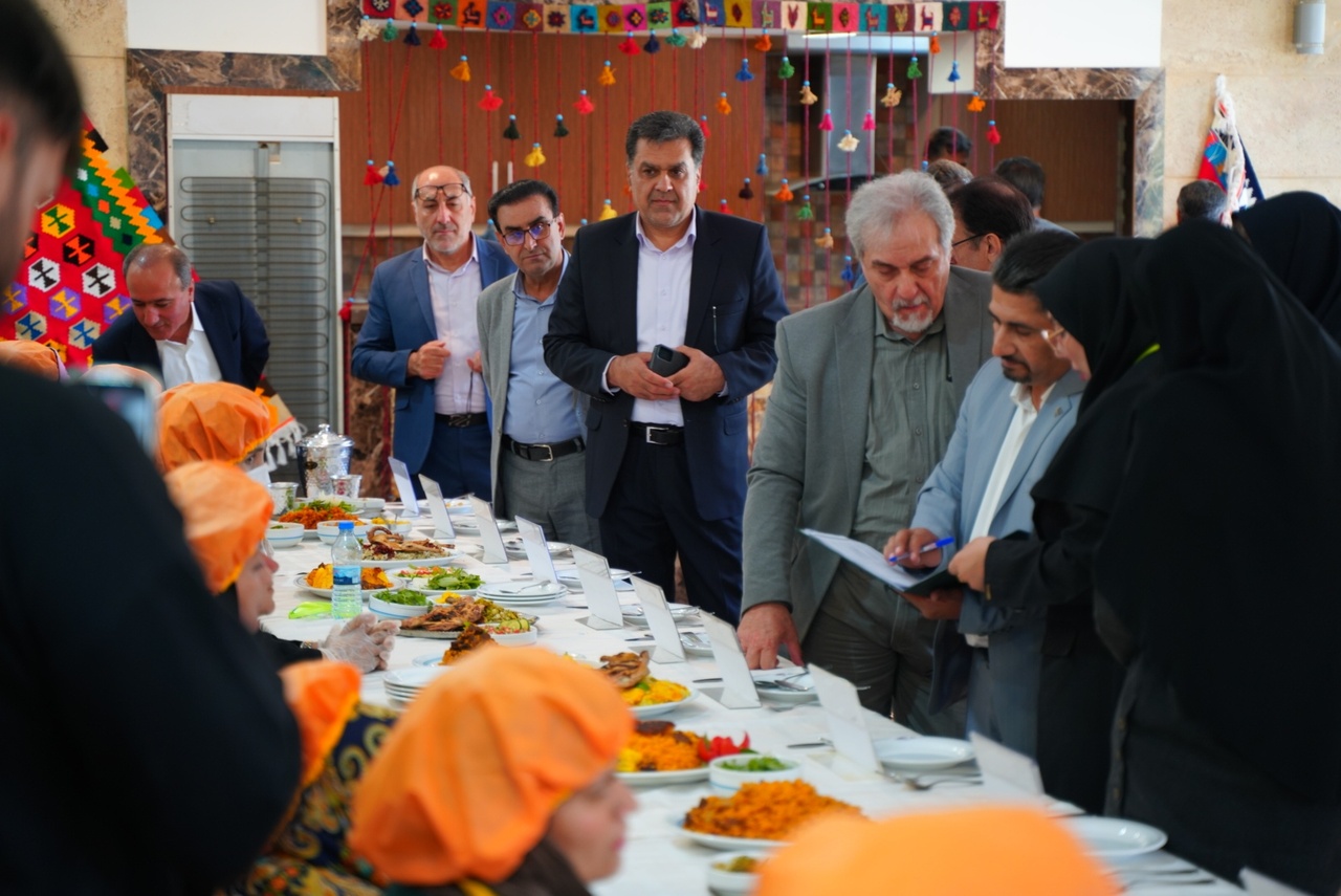 گزارش تصویری از برگزاری جشنواره ملی «طعم امید ۶» در یاسوج