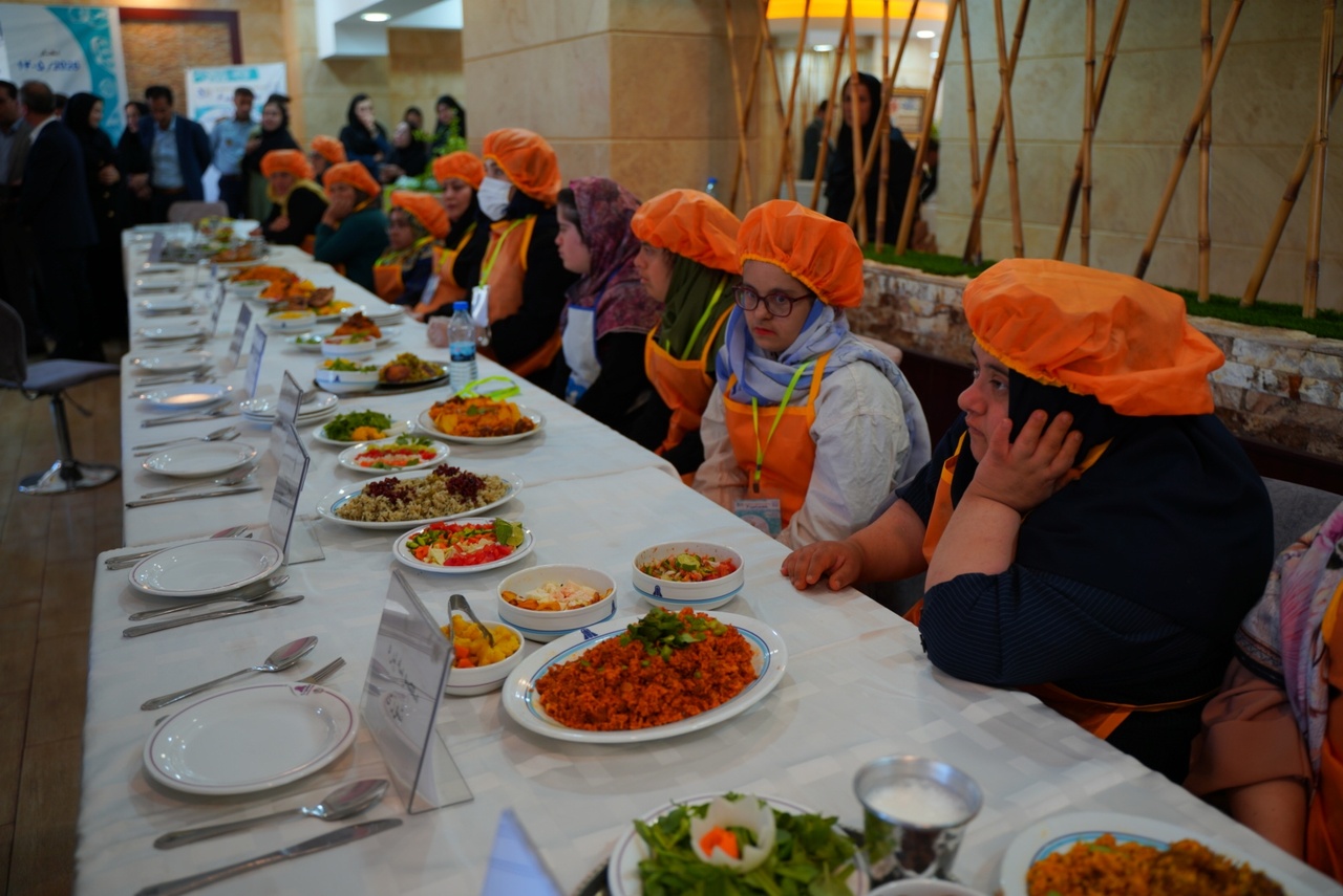 جشنواره طعم امید یاسوج