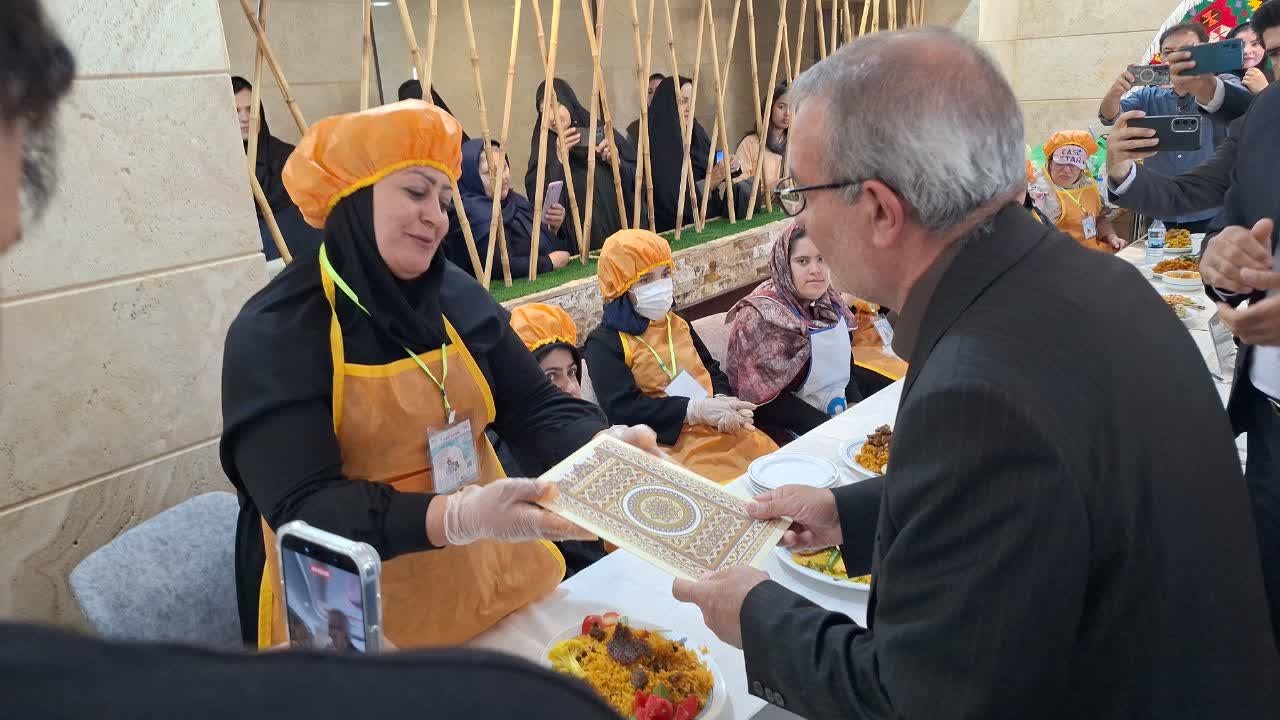 جشنواره طعم امید یاسوج