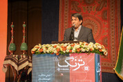 صنایع‌دستی کرمان روایتگر تاریخ فرهنگ هنر و سبک زندگی مردم این دیار است/هر محصول صنایع‌دستی می‌تواند سفیر فرهنگی و معرف هویت کرمان در ایران و جهان باشد/باید نام کرمان به نشان اعتماد و کیفیت در صنایع‌دستی تبدیل شود