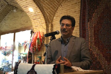 صنایع‌دستی ظرفیتی مهم برای توسعه اقتصاد خلاق در کردستان/ حمایت از صنعتگران به رونق گردشگری فرهنگی کمک می‌کند