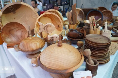 نخستین روز جشنواره گردشگری و صنایع‌دستی حال خوب دریاچه ارومیه