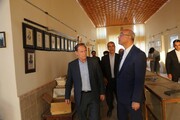 بازدید استاندار کرمانشاه از دبیرستان تاریخی کزاری