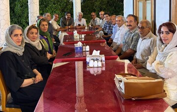 بازنشستگان، گنجینه‌های مشورتی برای جهش هنرهای سنتی فارس هستند