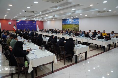 نشست خبری مدیرکل میراث‌فرهنگی، گردشگری و صنایع‌دستی آذربایجان غربی با خبرنگاران