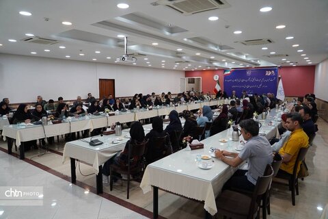 نشست خبری مدیرکل میراث‌فرهنگی، گردشگری و صنایع‌دستی آذربایجان غربی با خبرنگاران