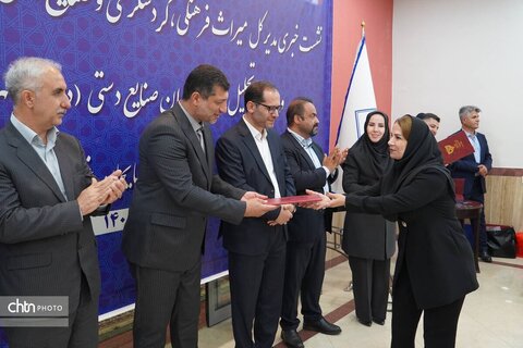 نشست خبری مدیرکل میراث‌فرهنگی، گردشگری و صنایع‌دستی آذربایجان غربی با خبرنگاران