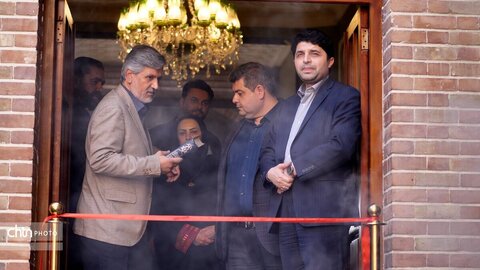 نمایشگاه صنایع‌دستی «دستان ماندگار»؛ عمارت ملوکانه
