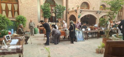 نمایشگاه صنایع‌دستی «دستان ماندگار»؛ عمارت ملوکانه