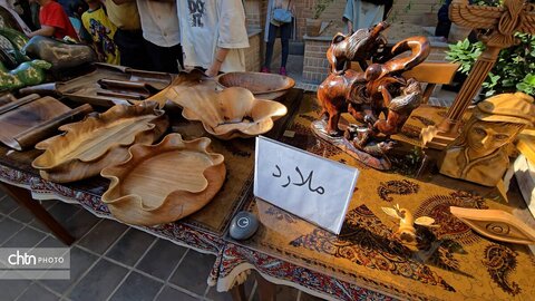 نمایشگاه صنایع‌دستی «دستان ماندگار»؛ عمارت ملوکانه