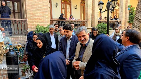 نمایشگاه صنایع‌دستی «دستان ماندگار»؛ عمارت ملوکانه