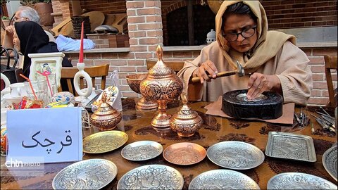 نمایشگاه صنایع‌دستی «دستان ماندگار»؛ عمارت ملوکانه