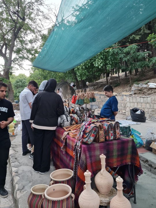 تفرجگاه دربند صحنه میزبان هنرمندان صنایع‌دستی 