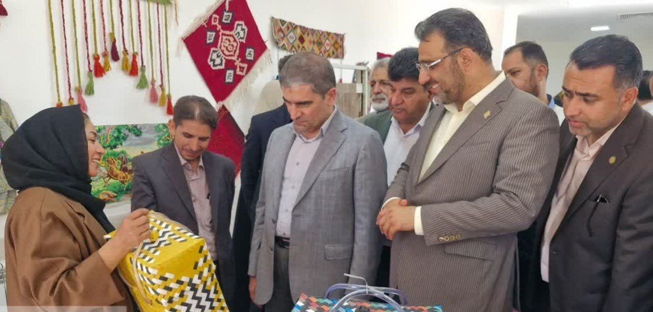 مرکز صنایع دستی شهر سرخس افتتاح شد
