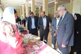 نمایشگاه صنایع‌دستی در کارخانه کبریت زنجان به مناسبت هفته صنایع‌دستی