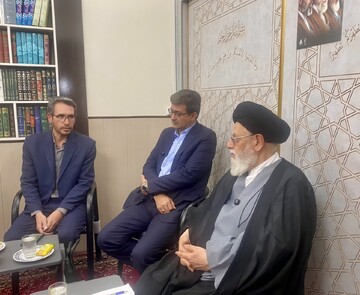 حمایت از هنرمندان و جذب نسل جوان از مهم‌ترین الزامات توسعه و پایداری صنایع‌دستی است