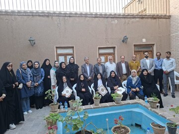 برگزاری نشست تخصصی هم‌اندیشی صنعتگران روستای جهانی توبافی خراشاد