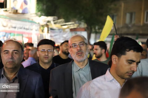 حضور صنعتگران در غرفه صنایع‌دستی در شب های فرهنگی به مناسبت هفته صنایع‌دستی