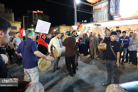 حضور صنعتگران در غرفه صنایع‌دستی در شب های فرهنگی به مناسبت هفته صنایع‌دستی