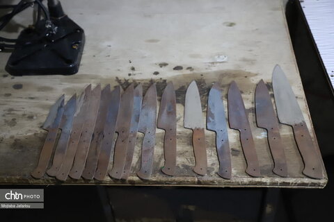 دیدار با خانواده شهید جبار حسنی از صنعتگران صنایع‌دستی