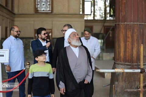 بازدید رئیس کمیسیون فرهنگی مجلس از چهلستون اصفهان