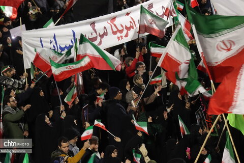تجمعات شبانه پس از 100 روز همچنان در تبریز
