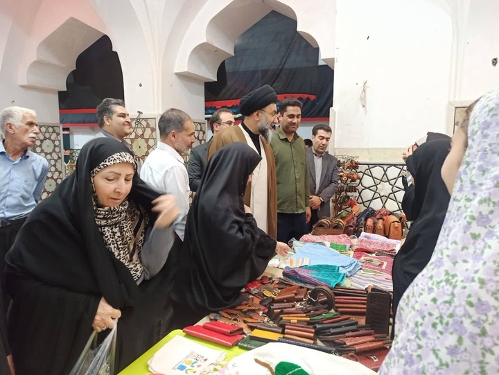 برگزاری نمایشگاه صنایع‌دستی در شهرستان پیشوا