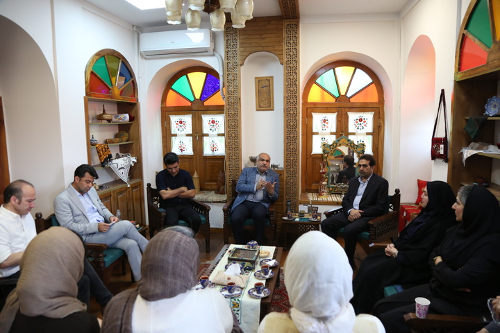 ضرورت تدوین برنامه عملیاتی برای توسعه تجارت صنایع‌دستی استان گلستان