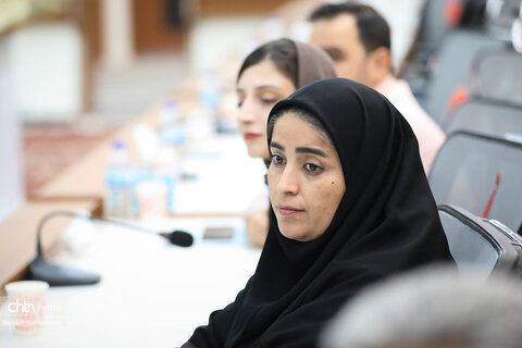آئین نکوداشت عوامل ساخت فیــلم مستند زیر عبای عشق و نقش جان