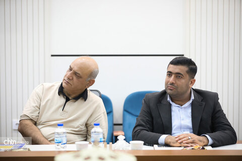 آئین نکوداشت عوامل ساخت فیــلم مستند زیر عبای عشق و نقش جان
