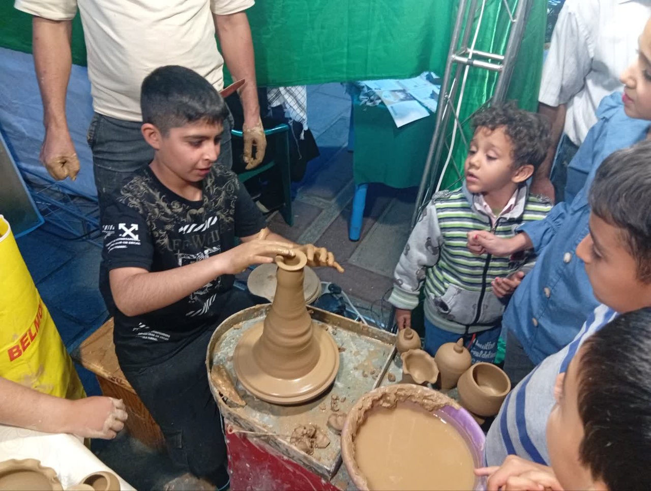 برپایی غرفه اداره میراث‌فرهنگی همدان همزمان با &nbsp;گرامیداشت صدمین روز حضور حماسی مردم در میادین