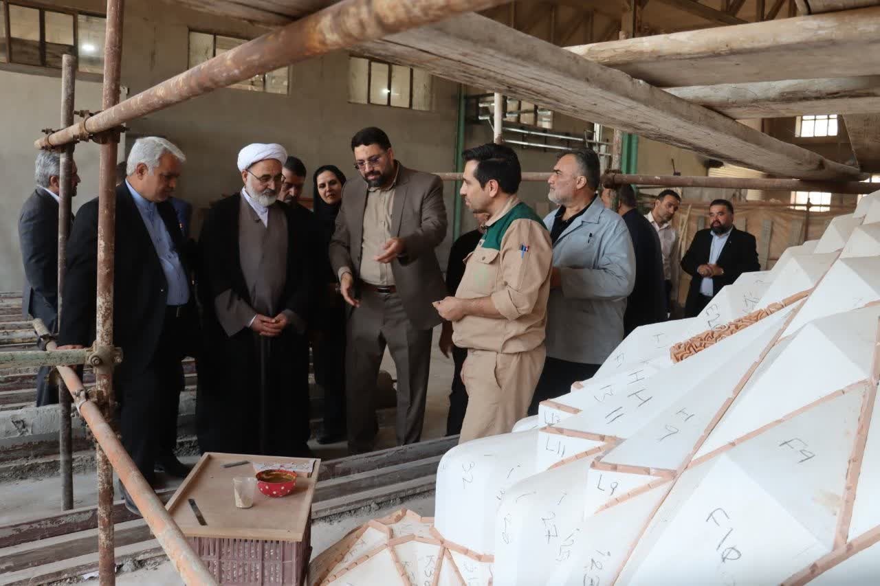 بازدید معاون استاندار و مدیرکل میراث‌فرهنگی خراسان رضوی از شرکت آرایه‌های معماری رضوی
