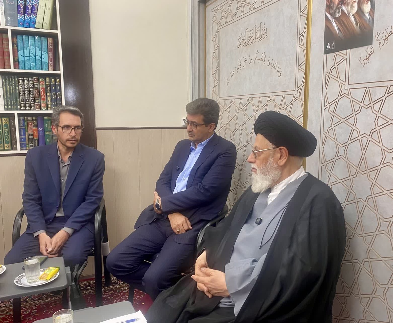 حمایت از هنرمندان و جذب نسل جوان از مهم‌ترین الزامات توسعه و پایداری صنایع‌دستی است