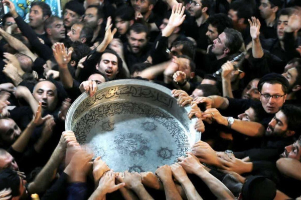 طشتگذاری؛ میراث ناملموس عاشورایی آذربایجان/ آیین آغاز سوگواری حسینی در آذربایجان/ روایتی از تاریخ، هویت و گردشگری آیینی