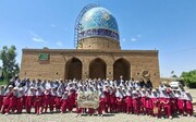 بازدید دانش‌آموزان ورامینی از امامزاده عبدالله روستای قشلاق امرآباد