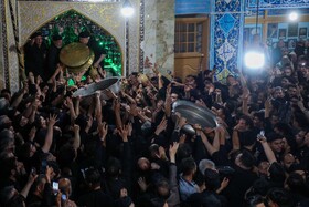 آئین سنتی «طشت گذاری» در مسجد جامع اردبیل
