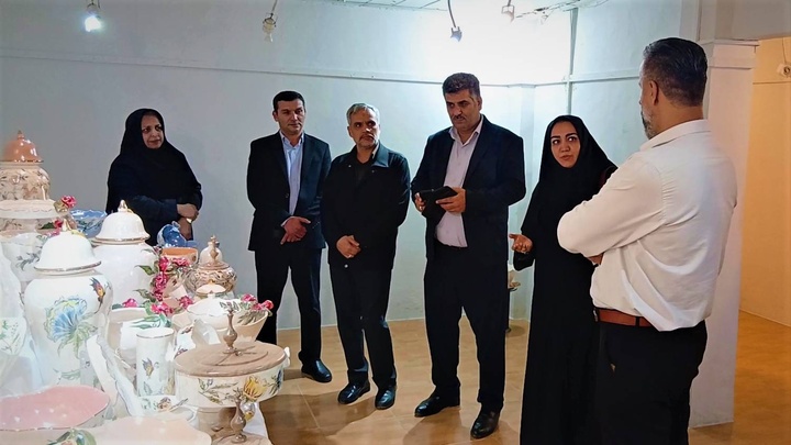نمایشگاه تخصصی سفال و سرامیک آمل بستری برای توسعه صادرات و ارزآوری صنایع‌دستی مازندران