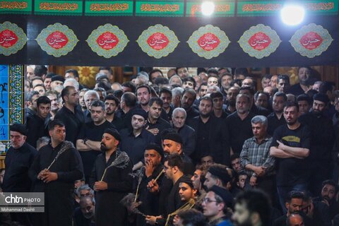 آئین سنتی «طشت گذاری» در مسجد جامع اردبیل
