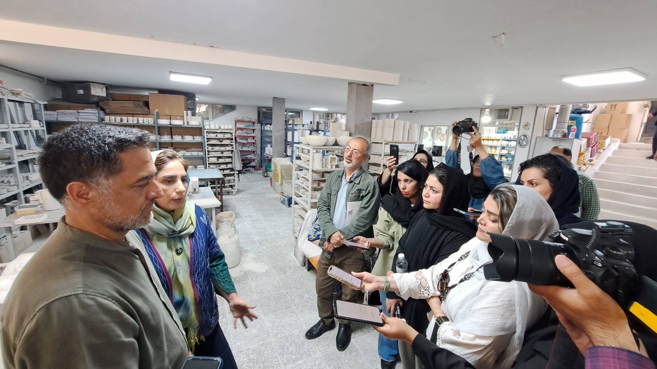نگاهی به برگزاری تور رسانهای بازدید از از کارگاههای تولید صنایعدستی استان البرز