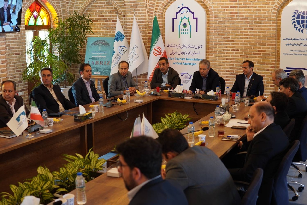 زیرساختهای اداری و منابع انسانی میراثفرهنگی آذربایجانشرقی تقویت میشود/ پیگیر تأمین اعتبار پروژهها و سهمیههای استخدامی با همکاری سازمان برنامه و بودجه هستیم