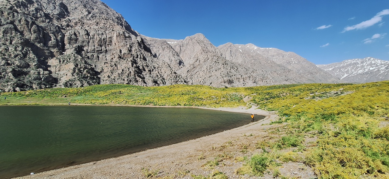 دریاچه کوه گل