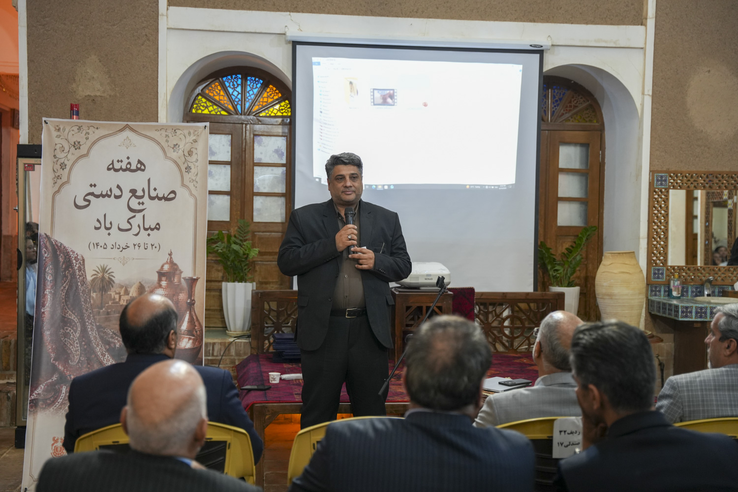 شب صنایع‌دستی شهرستان رفسنجان برگزار شد
